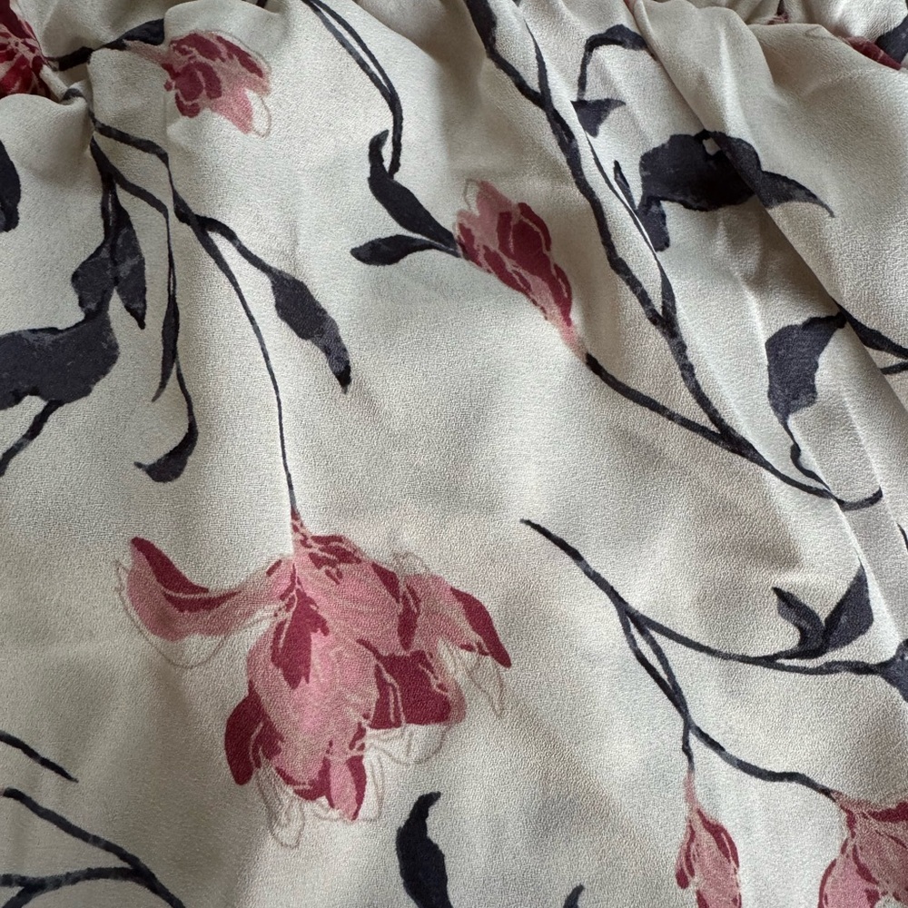 Allie Rose floral blouse - Picture 4 of 6
